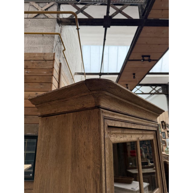 Early 20th Century Oak Display Cabinet For Sale - Image 8 of 10