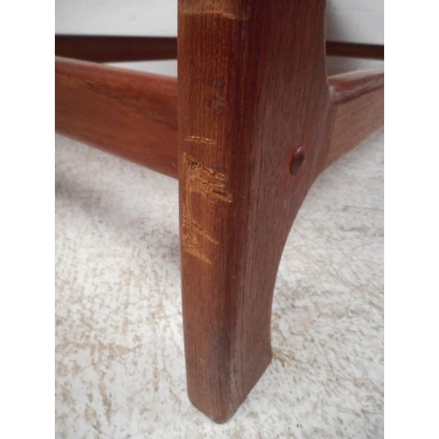 Mid-Century Modern Coffee Table For Sale - Image 10 of 13