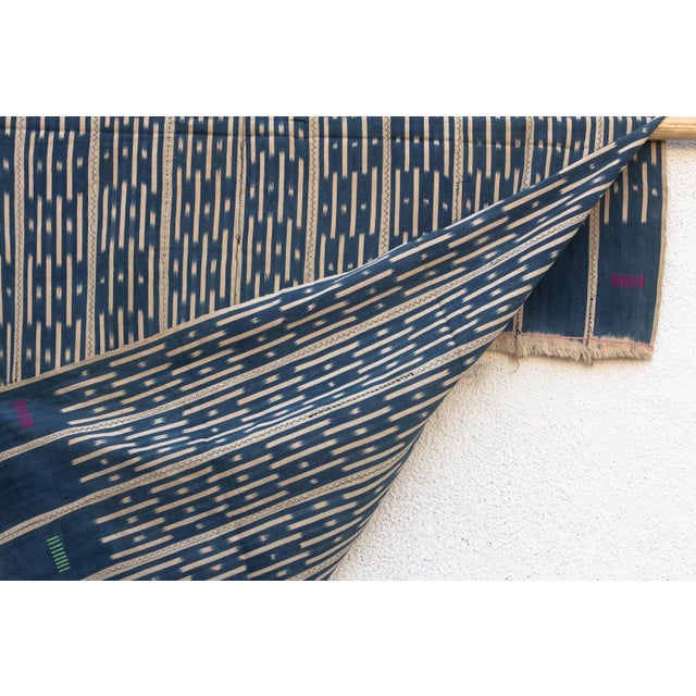 1970s Vintage Baoule African "Tiassale Indigo" Ikat Throw For Sale - Image 5 of 6
