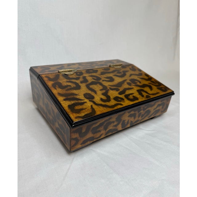 Mid 20th Century Vintage Regency Leopard Animal Print & Brass Hinged Lidded Box, Black & Brown For Sale - Image 5 of 12