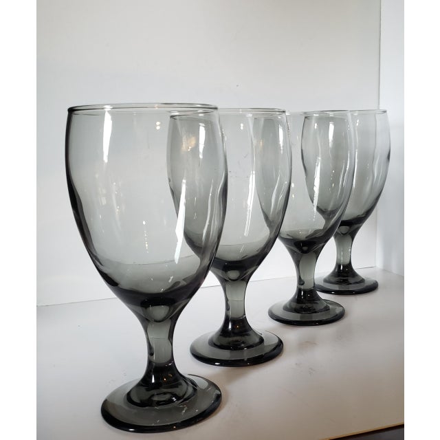 Libbey Glass Co. Vintage Libbey Classic Smoke Goblet Beverage Glasses - Set of 4 For Sale - Image 4 of 7