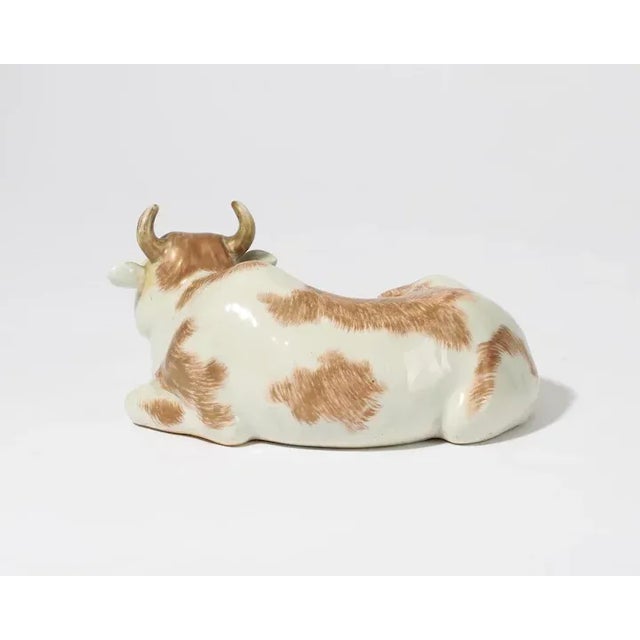 19th Century Antique 19th Century Chinese Export Porcelain Cow Figure For Sale - Image 5 of 12