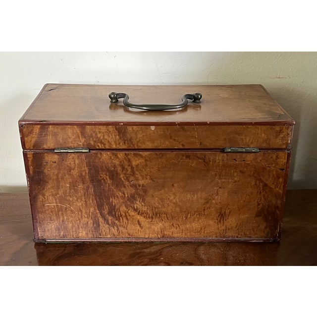 Antique 18th Century English George III Satinwood and Mahogany Tea Caddy Box Circa 1790 For Sale - Image 18 of 18