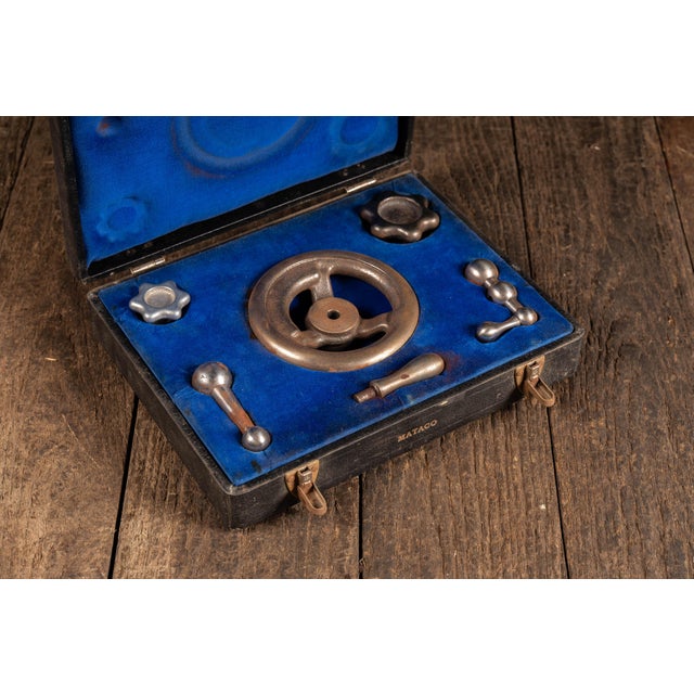 Vintage Mataco Knobs and Fixtures Salesman Sample Case For Sale - Image 4 of 6