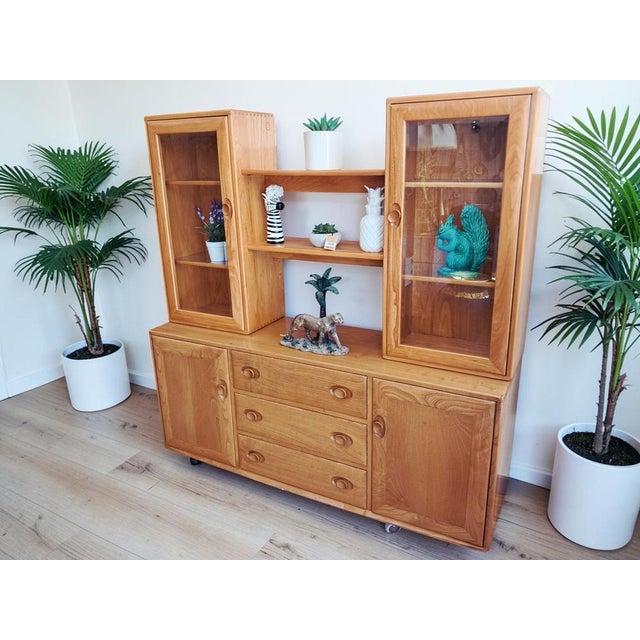 Wood Mid-Century Windsor Sideboard with Display Cabinets in Elm by Lucian Ercolani for Ercol, 1990s For Sale - Image 7 of 18