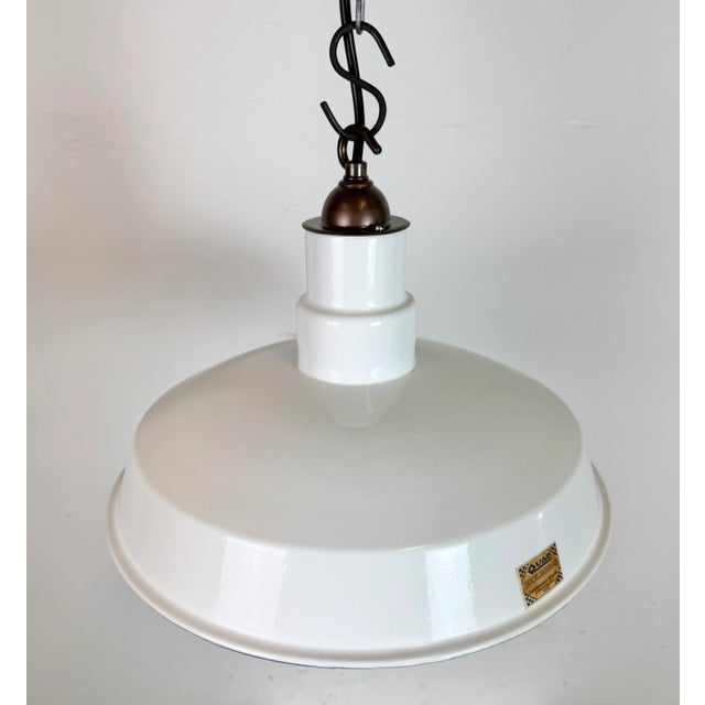 White Industrial White Enamel Factory Pendant Lamp from Quadrangle Mfg. Co., 1960s For Sale - Image 8 of 18