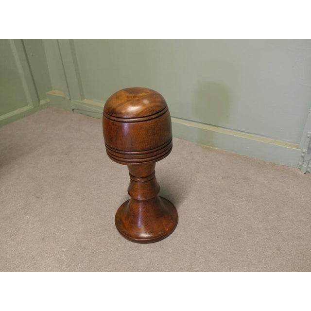 Large Turned Oak Wig Stands or Hat Displays, 1950, Set of 2 For Sale - Image 6 of 8