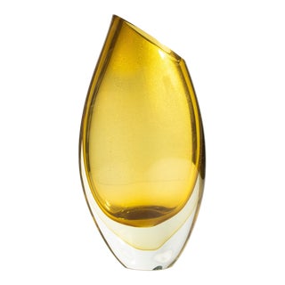 Hand Blown Murano Vase in Amber With 24-Karat Gold Flecks Large For Sale
