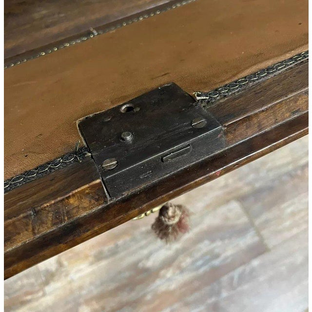 Louis XV Writing Desk in Walnut, Burr Wood and Marquetry Inlay, 1750 For Sale - Image 5 of 9