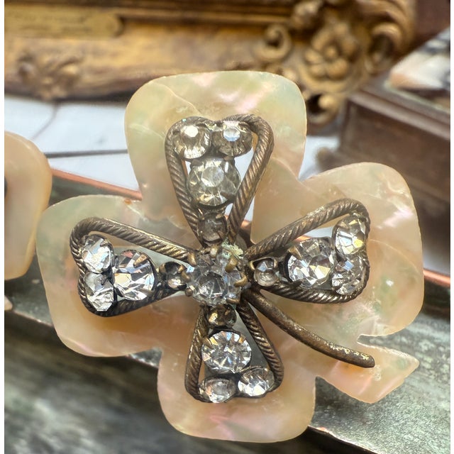 Late 19th Century Antique Edwardian Mother-of-Pearl Clover Hatpins With Cut Glass & Original Acorn Caps — Pair, C. 1895-1915 For Sale - Image 5 of 12