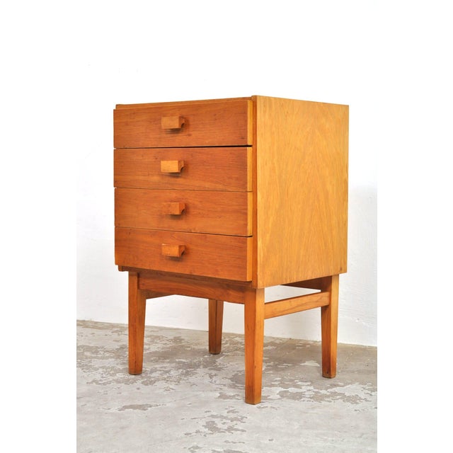 Vintage Chest of Drawers in Oak, 1960s For Sale - Image 4 of 9