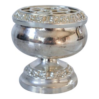Mid 20th Century Silver Plated Rose Bowl Flower Frog Vase by Ianthe of England For Sale