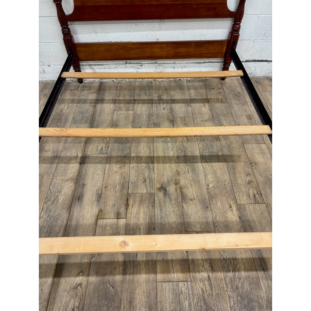 Vintage Statton Trutype Americana Full Size Chippendale Low Poster Bed For Sale - Image 10 of 11