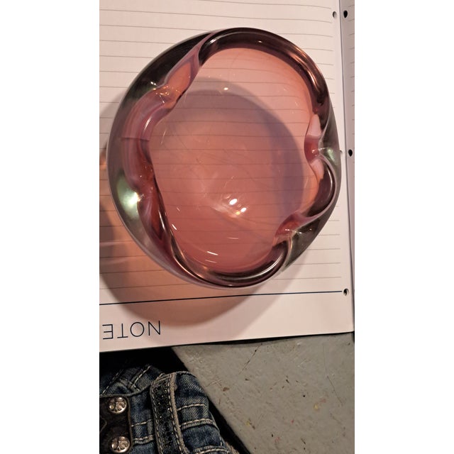 1950s 1950s Vintage Hand Blown Opalescent Pink Ashtray/Trinket Dish Styled After Murano For Sale - Image 5 of 10