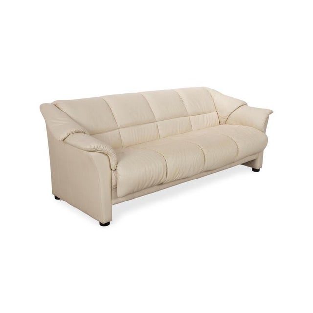 Modern Oslo Leather Four-Seater Cream White Eggshell Sofa from Stressless For Sale - Image 3 of 17