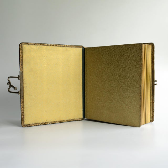 Antique Victorian Green Crocodile Skin Leather Photograph Album and Contents, Late 19th Century For Sale - Image 6 of 17