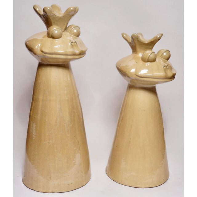 2000 - 2009 Vintage King Frog Garden Statues - Set of 2 For Sale - Image 5 of 12