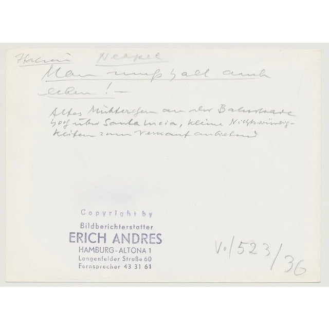 Naples, 1950s, Black and White Photograph For Sale - Image 4 of 5