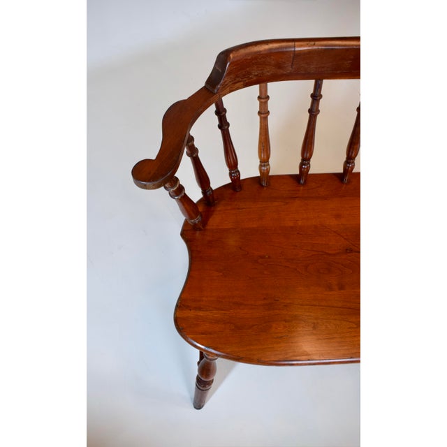 Mid 20th Century Philadelphia Windsor Style Lowback Bench Settee, 20th Century For Sale - Image 5 of 15