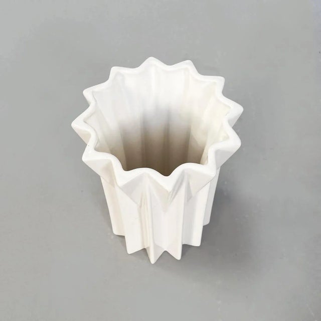 Mid-Century Italian White Ceramic Spicchi Vases by Bettonica Gabbianelli, 1970, Set of 2 For Sale - Image 9 of 11