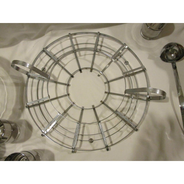 Vintage Dorothy Thorpe Mid Century Modern Silver Fade Ombre Complete Punch Bowl Set Retro 15 pcs Set Complete For Sale - Image 9 of 9