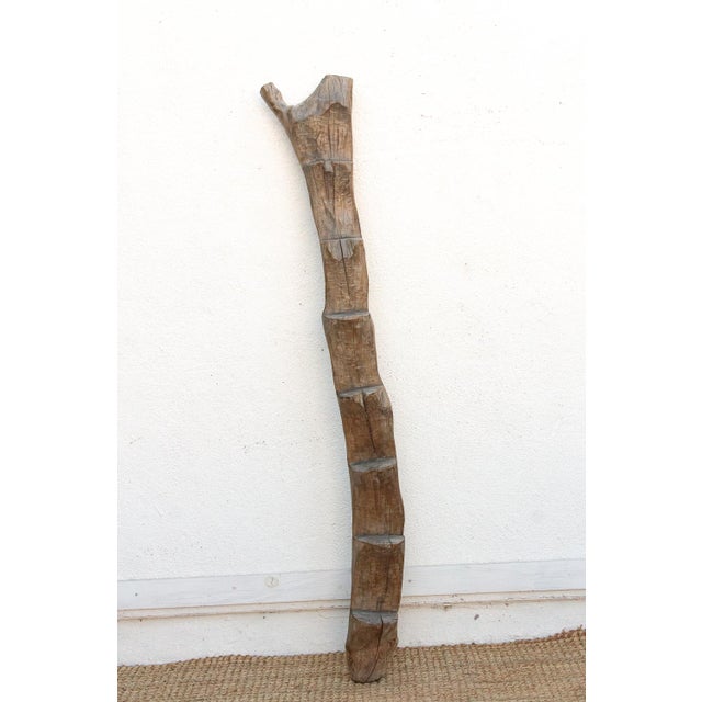 Robust 19th Century Cliff Dweller Dogon Ladder For Sale - Image 4 of 10