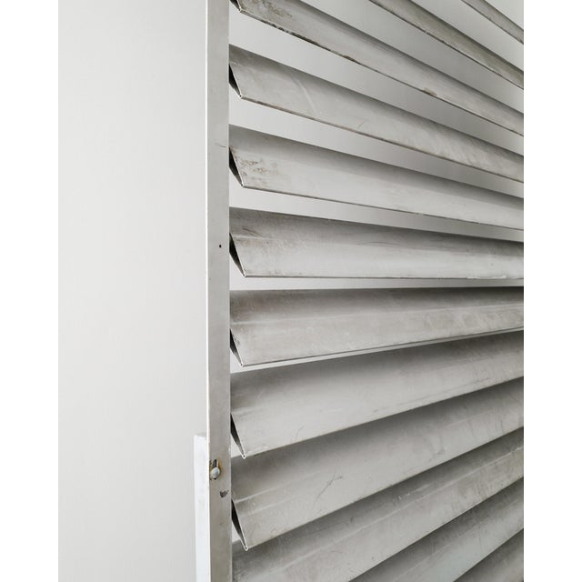 Jean Prouvé Large Mid-Century French Architectural Aluminium Brise de Soleil Panel by Jean Prouvé, 1960s For Sale - Image 4 of 7