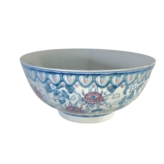 Vintage Chinoiserie Porcelain Bowl With Pink and Green Floral Pattern, 10 Inch For Sale - Image 4 of 9