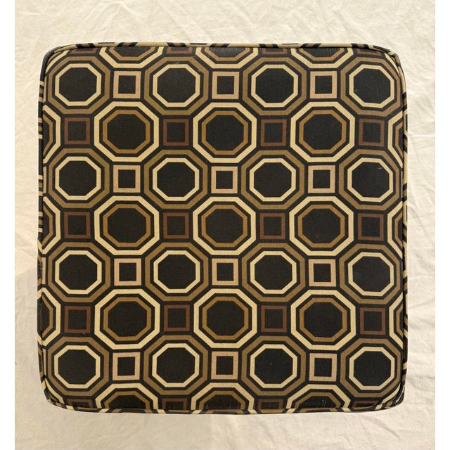 This vintage X-bench dates to the later 20th c., likely the 1980s and features a classic Hollywood Regency silhouette...