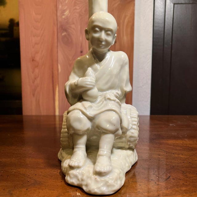 Mid 20th Century Mid 20th Century Japanese White Glazed Porcelain Old Man Figurine Flower Vase For Sale - Image 5 of 9