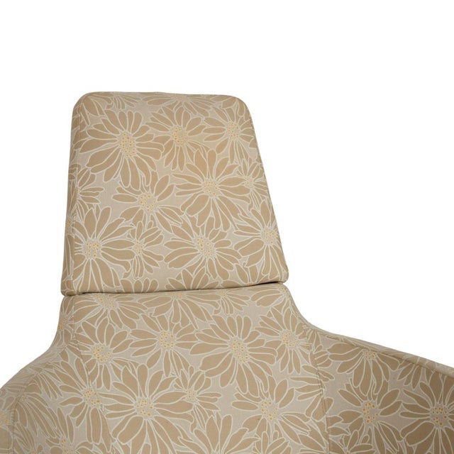Beige Fabric Armchair from Natuzzi For Sale - Image 5 of 17