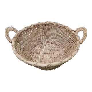 Round Water Lily Basket With Handles and Wire Frame For Sale