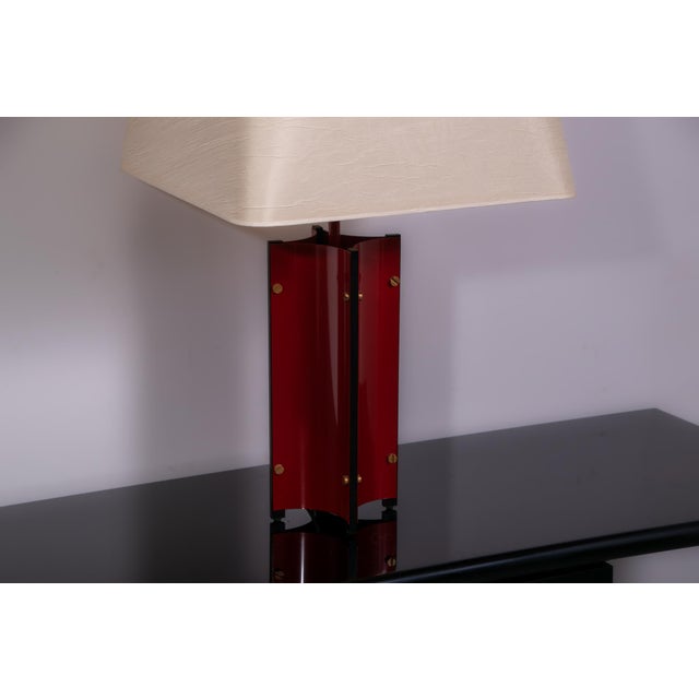 1980s Sculptural Red Metal Table Lamp with D-Lamp Shade, 1980s For Sale - Image 5 of 9
