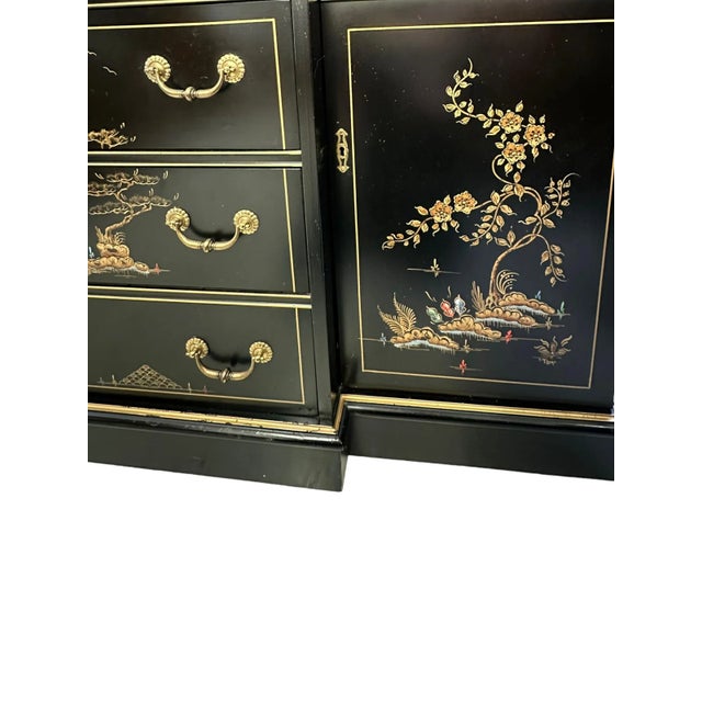 Wood Mid 20th Century Vintage Black Lacquered Chinoiserie Bubble Glass Display Cabinet by Jasper Cabinet Company For Sale - Image 7 of 12