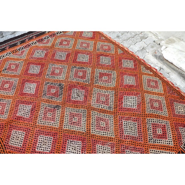 1960s Vintage Turkish Kilim Rug For Sale - Image 6 of 12