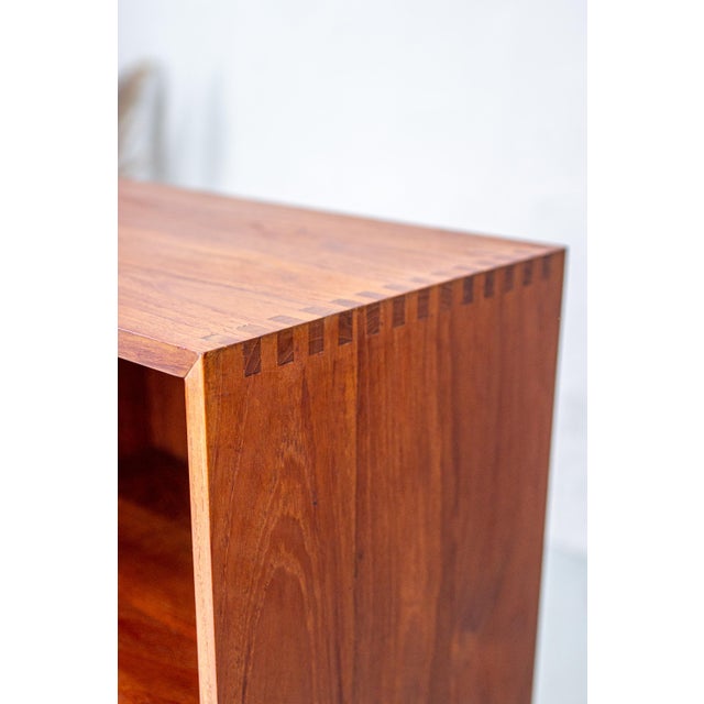 Vintage Danish Teak Bookcase by Peter Hvidt, 1960s For Sale - Image 6 of 18