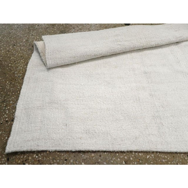 Ivory Galerie Shabab Collection Mid-20th Century Turkish Flatweave Kilim Throw Rug For Sale - Image 8 of 8