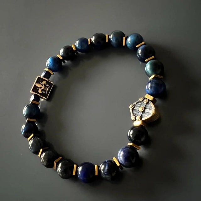 Metal Blue Tiger Eye Stone Shield Charm Beaded Bracelet For Sale - Image 7 of 8