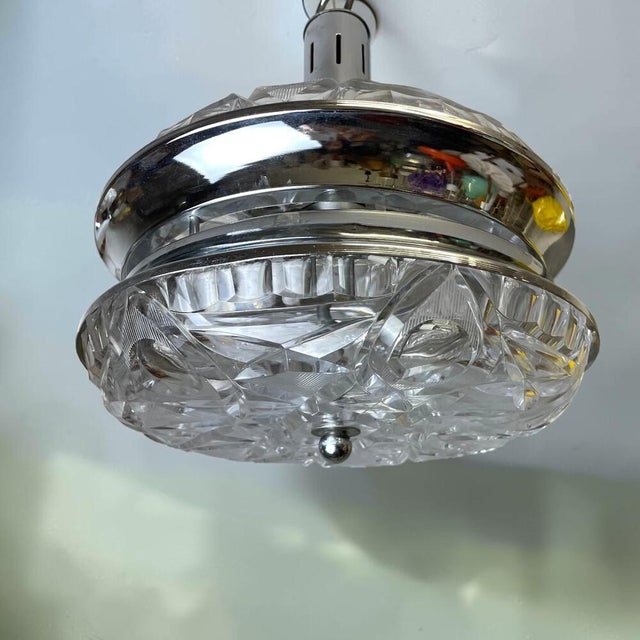 Mid-Century Modern Mid-Century Modern UFO-Shaped Hanging Light in Cut Glass and Chrome, 1970s For Sale - Image 3 of 16