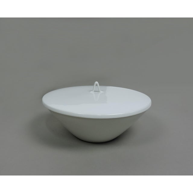 Mid Century Rosenthal Raymond Loewy Form 2000 Classic Modern White Dinner Set- 45 Pieces For Sale In Philadelphia - Image 6 of 8