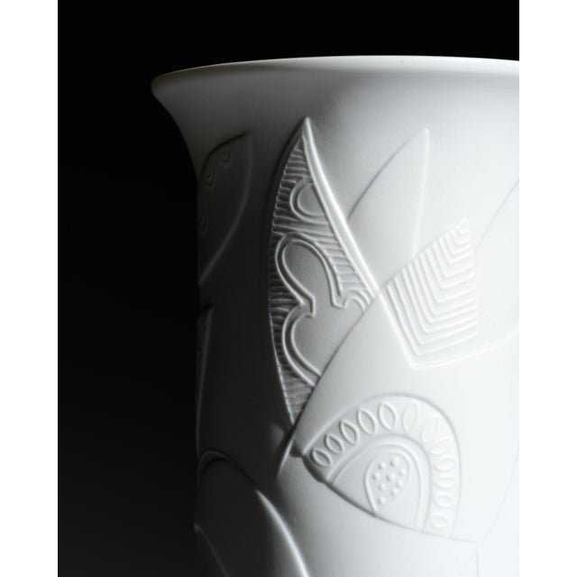 Floral Relief Bisque Porcelain Vases by Cuno Fischer for Hutschenreuther Selb, 1960s, Set of 3 For Sale - Image 16 of 18