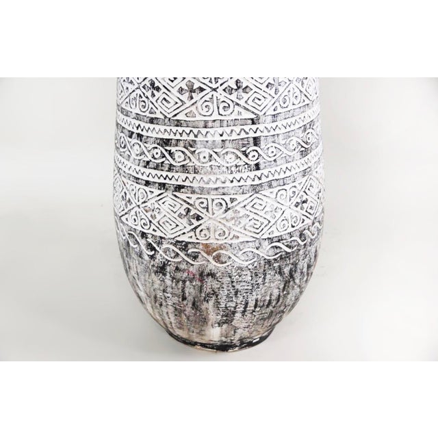 Organic Coastal Carved Palm Tree Trunk Pedestal Planter For Sale - Image 9 of 9