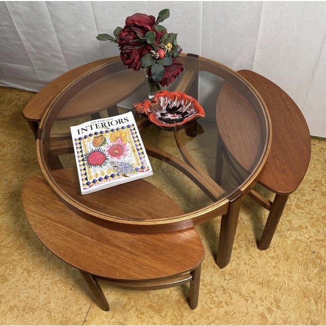 Mid-Century Vintage Teak Trinity Coffee Table from Nathan, 1960s, Set of 4 For Sale - Image 6 of 11