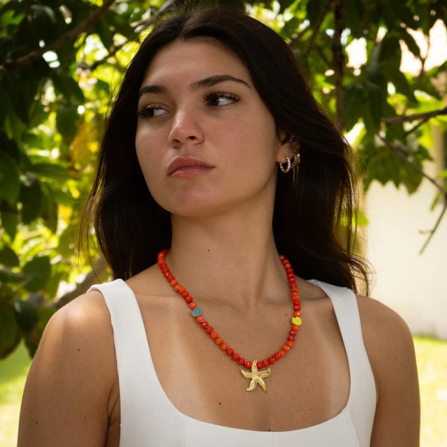 Summer Joy Starfish & Shell Beaded Necklace For Sale In Miami - Image 6 of 9