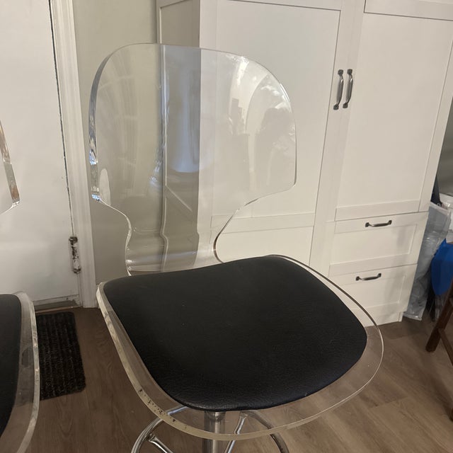 Pair of 1970s Postmodern Swivel Lucite and Chrome Barstools From Hill Manufacturing For Sale - Image 12 of 12
