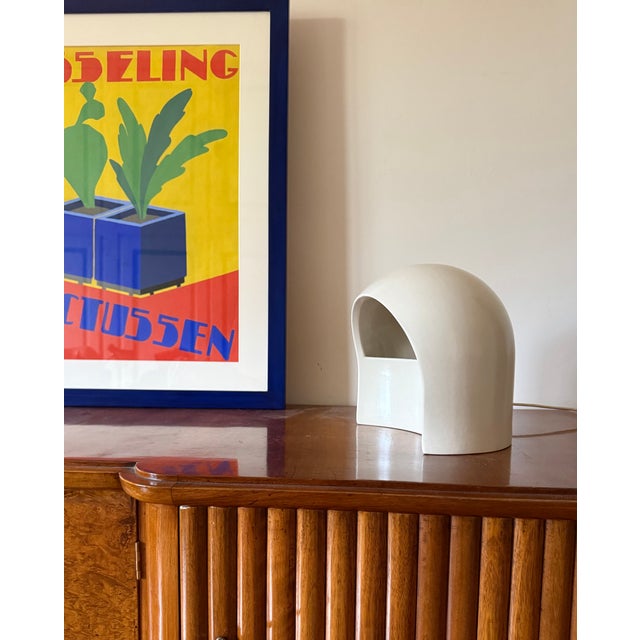 Ceramic table lamp Italy 1970 Attributed to Marcello Cuneo, Gabbianelli ceramic H 23 × 20 × 20 cm Conditions: excellent...