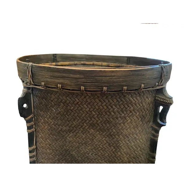 Rattan Basket Dayak Tribe Hand-Woven From Kalimantan, Borneo, Mid 20th Century For Sale - Image 4 of 6