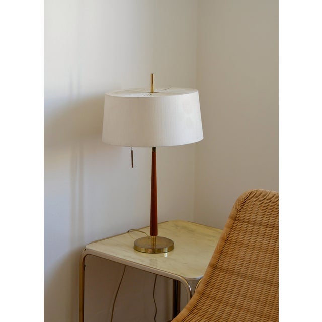 Iconic GA6 lamp designed by Gunnar Asplund for Gothenburg city hall in the 1930s. The lamp is in fully functional...