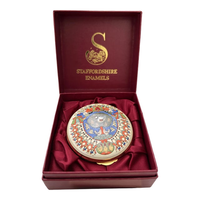 Vintage 1980s Staffordshire Enamel Box, 12 Days of Christmas, Made in England. For Sale