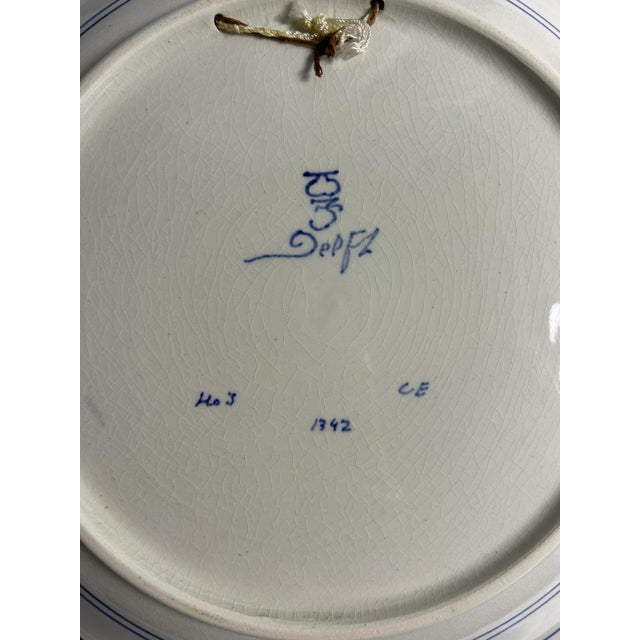1960s Vintage Royal Delft Hand-Painted Floral Wall Plate by H. De Jong, 1960 For Sale - Image 5 of 6